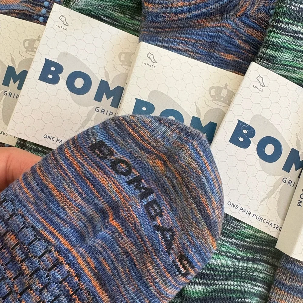 Bombas Women Striped Ankle Socks (10 Pairs) Size: L – Colors Sent Randomly - Picture 3 of 5